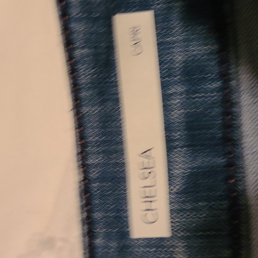 Code Bleu Capri - Picture 5 of 8
